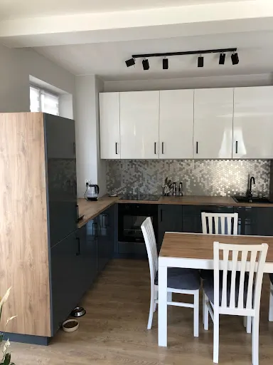 EuroMeble - kuchnie na wymiar